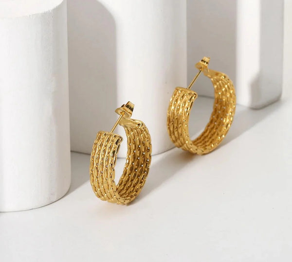 WEAVE AUDREY HOOPS